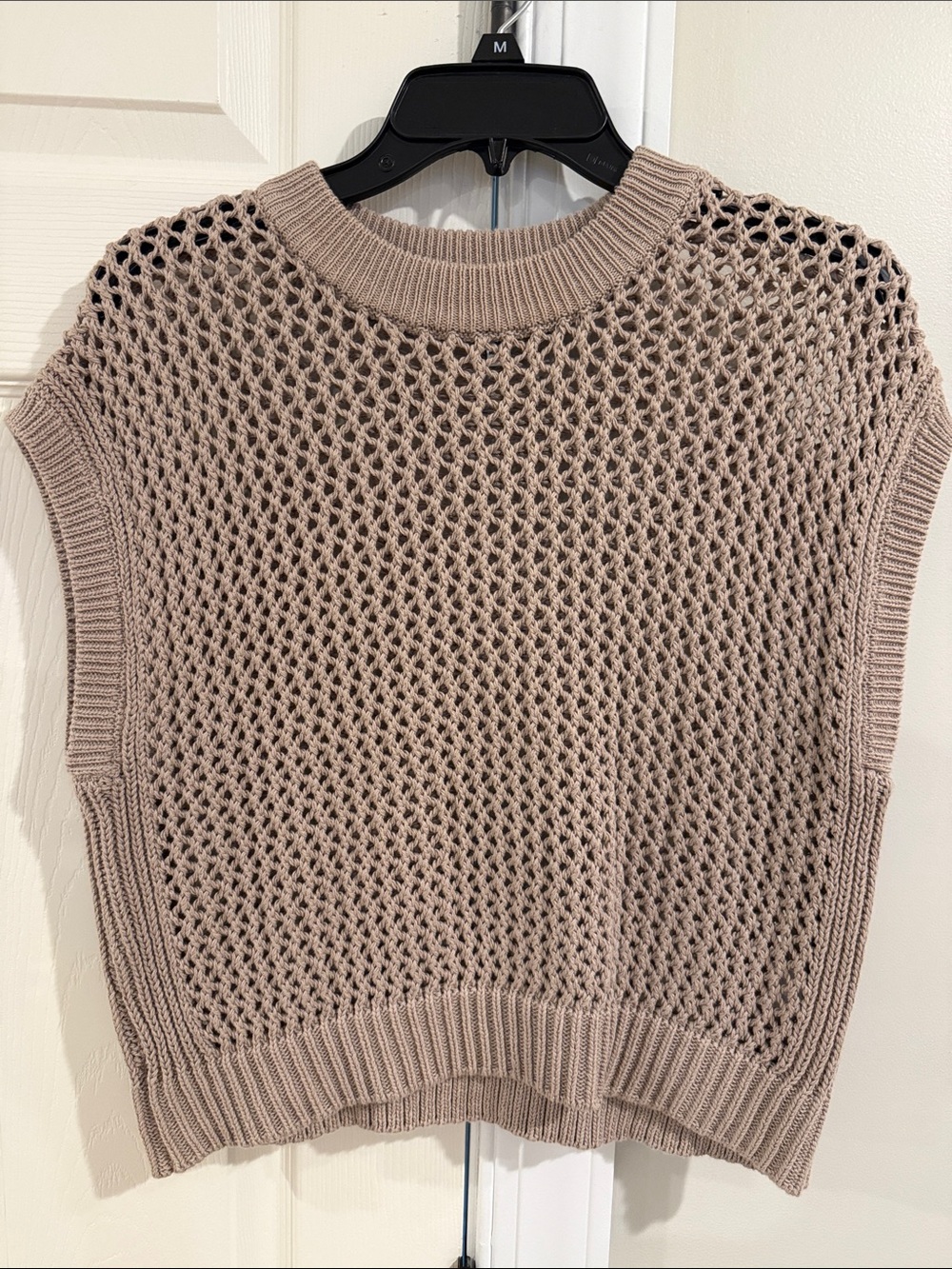 Open-Weave Cropped Sweater Vest in Taupe